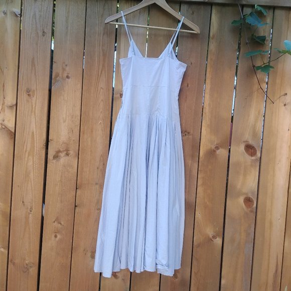 CLEARANCE XS H&M Sky Blue Dress with Circle Skirt - Picture 2 of 6